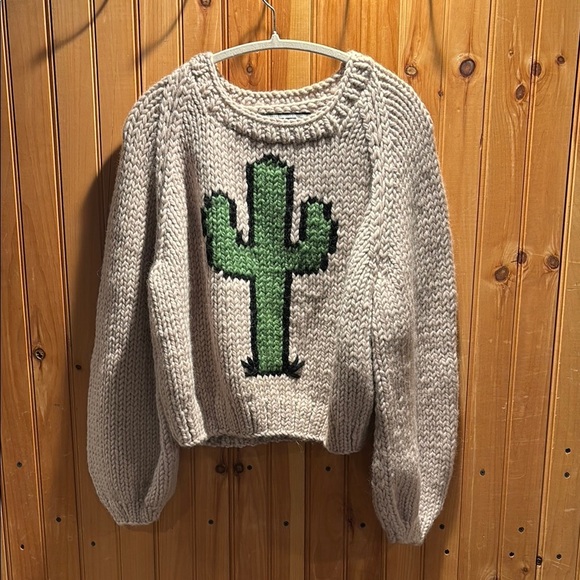 GOGO Wild West cactus sweater - Picture 1 of 6